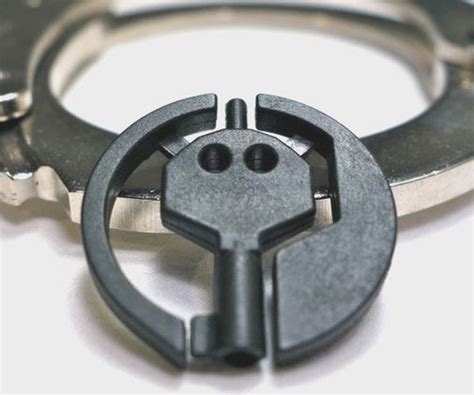 Concealable Universal Handcuff Key
