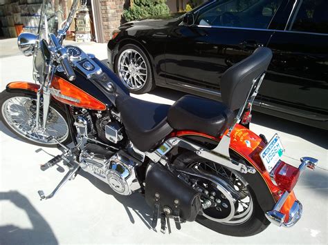 The 1999 springer softail embodies the idea that something could both look good and work well. 1999 Harley-Davidson® FXSTS Springer® Softail® (Custom ...