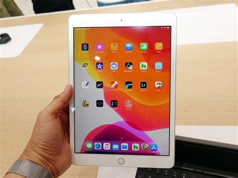 Apple has released ios 10.2.1 on january 23rd 2017. 入門機に最適な「iPad（第7世代）」、より時計に近づいた「Apple Watch Series 5」の実機を ...