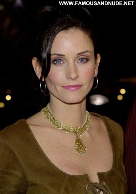 Courteney Cox Brunette Hot Posing Hot Celebrity Babe Actress Posing