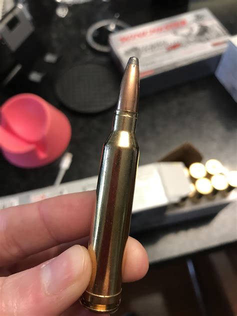 Factory Rounds Winchester 7mm Rem Magnum Odd Crimp In The Neck