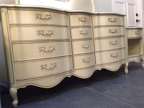 Find retro vintage bedroom furniture image, wallpaper and background. Bedroom Set Dresser French Provincial Vintage Nightstands and