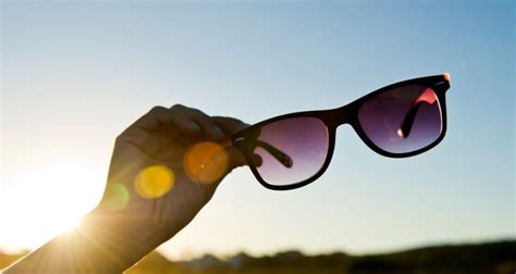 Despre razele ultraviolete și alegerea ochelarilor potriviți pentru protecție Q Vision