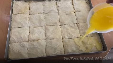 Dışı Baklava İçi Su Böreği Gibi El Açma Börek Tarifi İlk Hobi