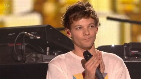 Louis Tomlinson Pays Emotional Tribute To Mum At X Factor Finale