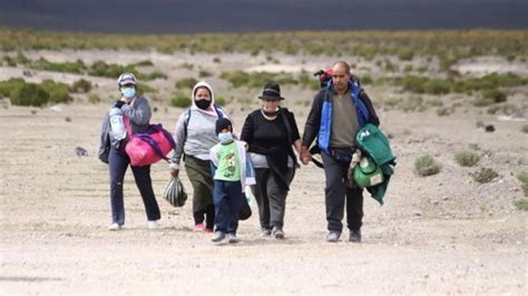 ¿el Fin Del Sueño Chileno Los Migrantes Que Luchan Por Permanecer