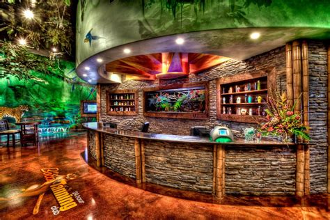 Sanderson design group is an international luxury interior furnishings company that designs, manufactures and markets wallpapers and fabrics alongside a wide range of interior products. Aquarium Design Group