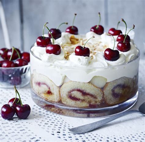 A perfect match for cheese and cold meats, and delicious in turkey sandwiches. 15 Holiday Trifle Recipes: Delicious Desserts | Trifle ...