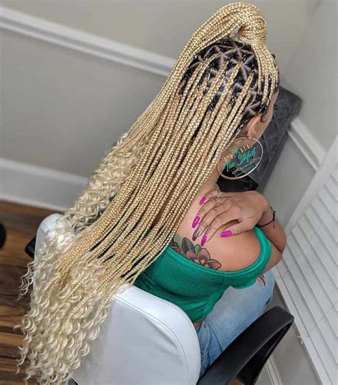 Small box braids are a great protective style when you need a break from styling your natural curls. Knotless Braids vs Box Braids: What they are,Tutorials ...