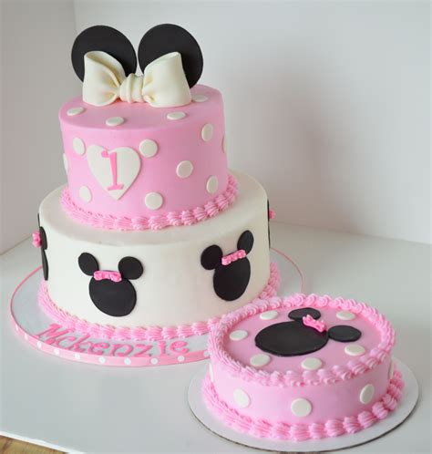 Minnie Mouse Party Minni Mouse Cake Minnie Mouse First Birthday
