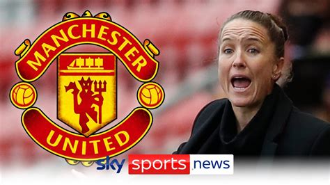 Casey Stoney Resigns As Manchester United Women Head Coach Youtube