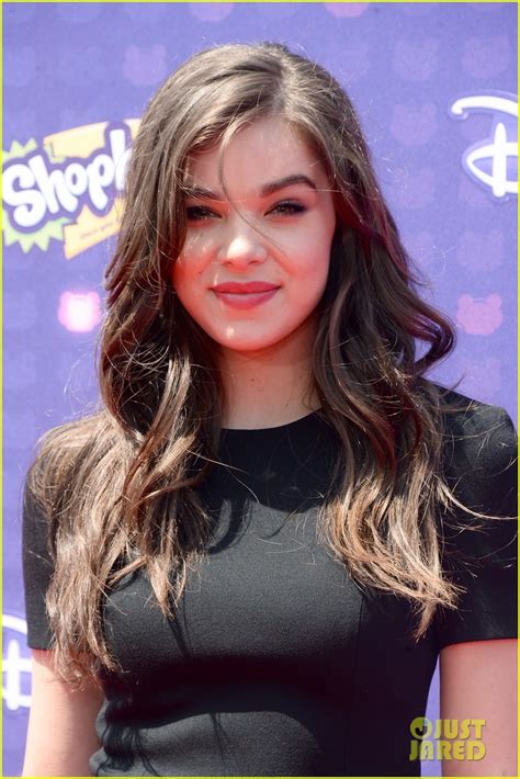 Hailee Steinfeld Steps Out For Radio Disney Music Awards 2016 Photo