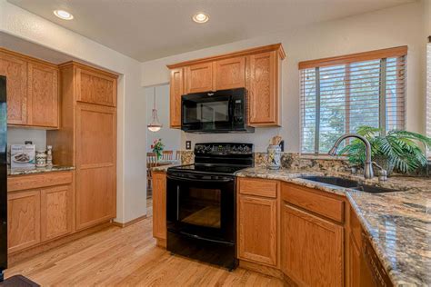 From our deli, bakery, fresh produce and helpful pharmacy staff, we've got you covered! 6015 Red Hill Circle, Colorado Springs, CO 80919 | Make ...