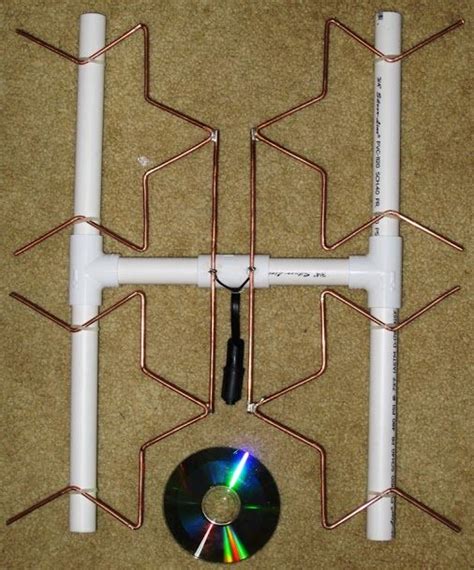 Inspired by this cardboard and aluminum foil antenna i decided to make my diy. make your own long range fractal tv antenna - Google Search | Diy tv antenna, Long range tv ...
