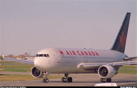 Boeing 767 233er Air Canada Aviation Photo 0117401