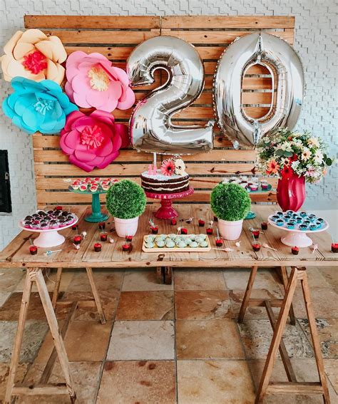 sintético 97 foto decoración de cumpleaños para mujer de 50 años sencilla en casa mirada tensa