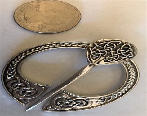 Cape Closure Fibula Penannular Silver Celtic Design Cloak Clasp Etsy