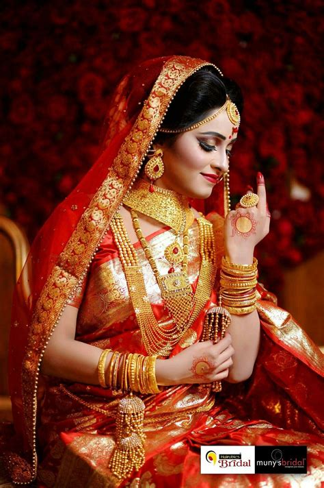 Pin By Amna Thahsn On Bride Bengali Bridal Makeup Wedding Couple