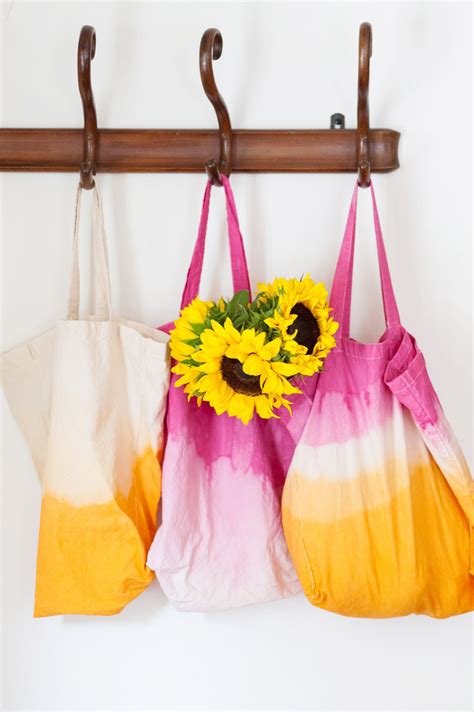 Summer Essentials Diy Dip Dye Market Tote Bag The Style