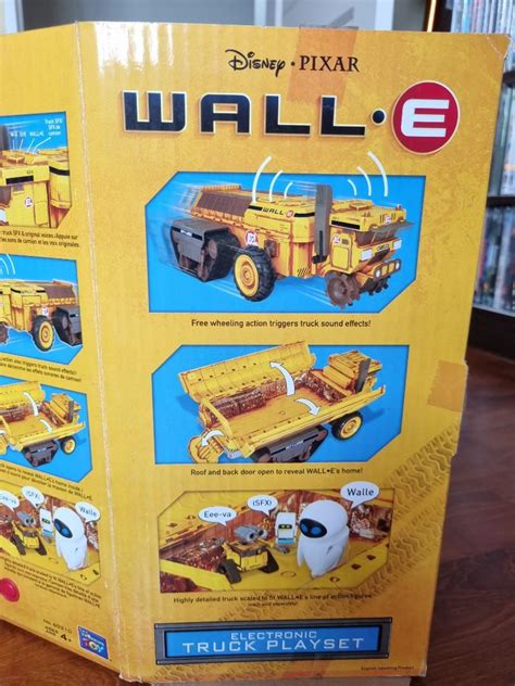 Wall E Truck Playset Disney Pixar Eve Hobbies And Toys Toys And Games On