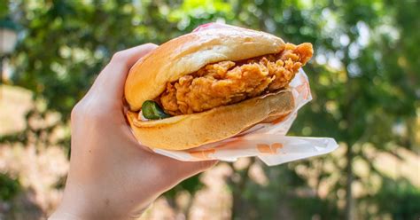 Hot Or Hype Famous Popeyes Chicken Sandwich Comes To Town And Available