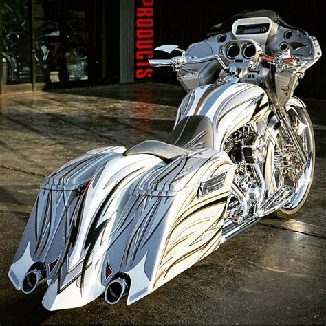 Instagram Post By Haywire • May 14 2018 At 1202am Utc Custom Motorcycles Harley Custom