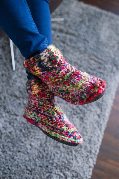 Immer mal plaudern die moderatoren mit den köchen wie vincent klink und schauen bei der zubereitung zu. 27.10.2020 ARD Buffet: (Haus-) Schuhe stricken - Tanja ...