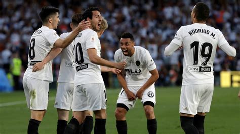 Head to head statistics and prediction, goals, past matches, actual form for la liga. Barcelona - Valencia: Vea los goles de la final de la Copa ...