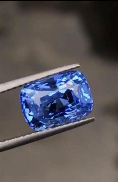 Natural Unheated Blue Sapphire 513 Ct Certified