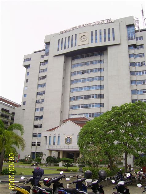 Bermodal nekat dan tekad, neta merantau ke jakarta. Kantor Walikota Jakut Rawan Kebakaran