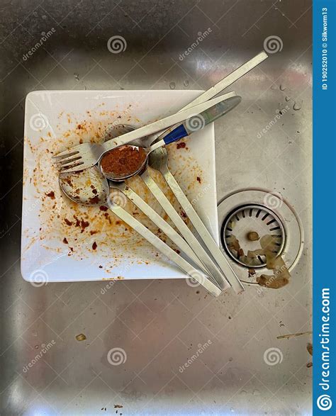 Who S Doing The Dishes Stock Photo Image Of Disgusting 190252010