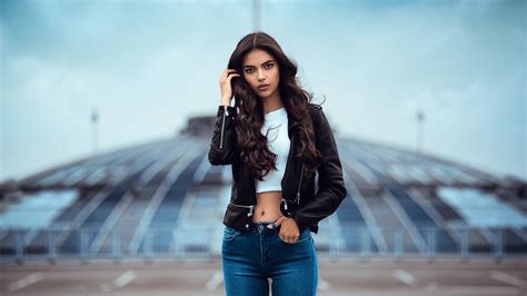 Jeans Model Wallpapers Top Free Jeans Model Backgrounds Wallpaperaccess