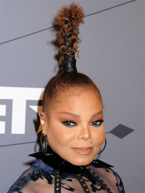 Janet Jackson Posed On The Red Carpet While Attending The Black Girls