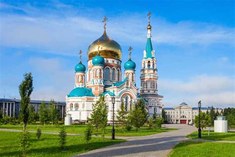 Omsk Visite Privée à Pied De Lart Et De Larchitecture Getyourguide