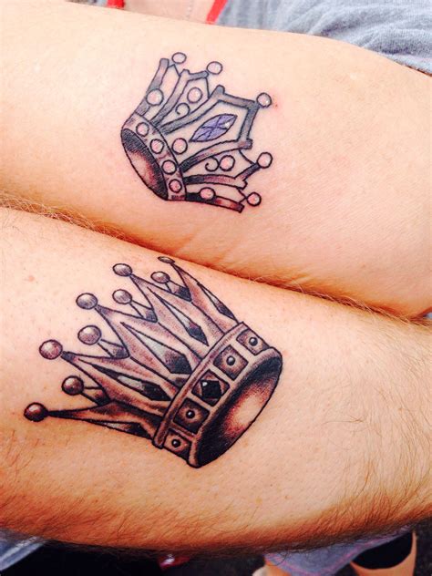 Couple Tattoo My Husband And I King And Queen Crowns Tattoo Name Fonts Name Tattoos Finger