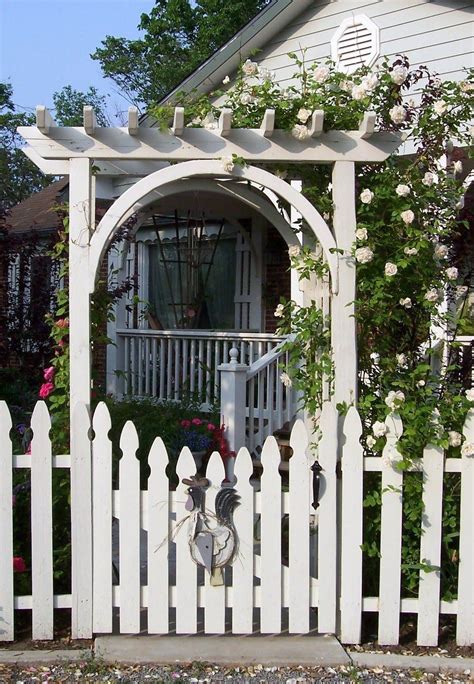 Looking to install a white picket fence in your front yard? White Picket fence | Cottage garden design, Picket fence ...