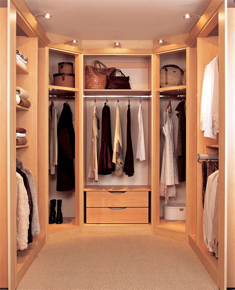 Walk In Closet Designs For A Master Bedroom Inf Inet Com