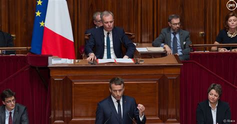 Emmanuel macron a annoncé, lundi, des déplacements fortement réduits pour 15 jours au moins à publié le : Audiences : BFMTV distance LCI lors du discours d'Emmanuel ...
