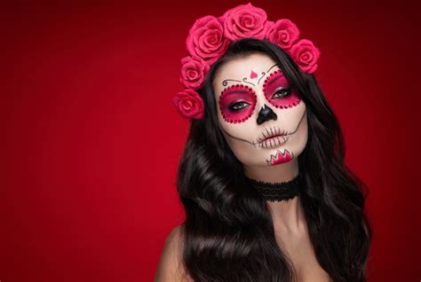 10 Stunning Skeleton Face Paint Female Designs You Need To Try Now