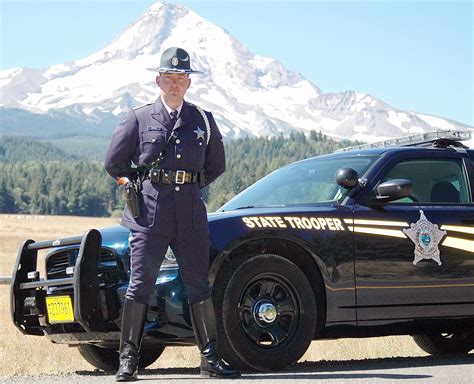 State Police Of Oregon State Police Police Patrol Police