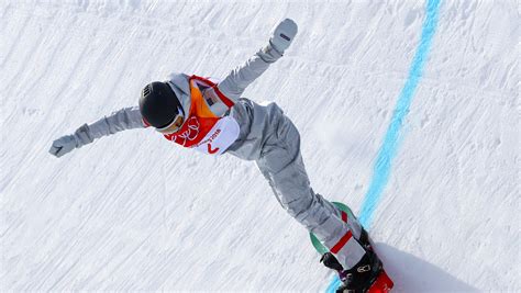 Winter Olympics Four Americans Reach Womens Snowboard Halfpipe Final