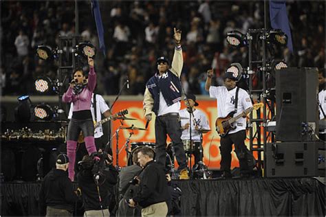 As a child regularly waking up his siblings by playing a beat box beyonce too plays with pseudonyms, revealing even before the release of her 2008 album 'i am… sasha fierce' that she uses the alter ego sasha. At Yankee Stadium, Jay-Z Doesn't Alter His Line - The New ...