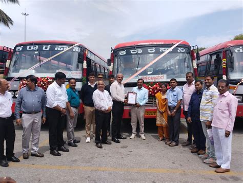 ಶಕ್ತಿ ಯೋಜನೆ ಎಫೆಕ್ಟ್ ಹಳೆಯ ಬಸ್ ಗಳಿಗೆ ಹೊಸ ಲುಕ್ Ksrtc ಪುಲ್ ಖುಷ್ ಹರಿತಲೇಖನಿ