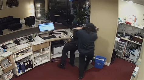 Saanich Hotel Clerk Tied Up Injured In Robbery Ctv News