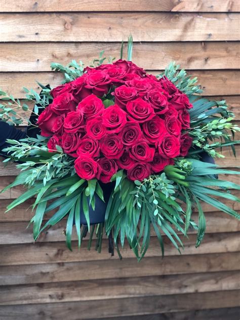 Valentines 50 Roses Buy Online Or Call 02476 688568