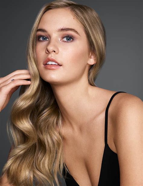 The color is perfect for light to medium skin tones and has a gorgeous natural appeal. Honey Blonde Ashy Highlights | Redken