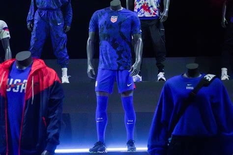 nike lanza jerseys de estados unidos para el mundial jugadores y fans las critican por ser