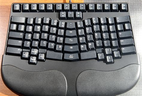non-staggered keyboard