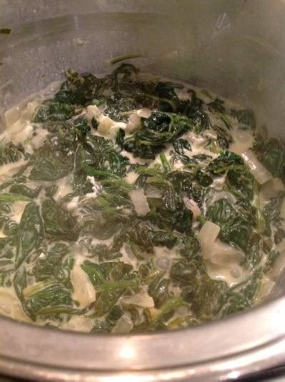 How To Make Creamed Spinach Simple Spinach Side Dish