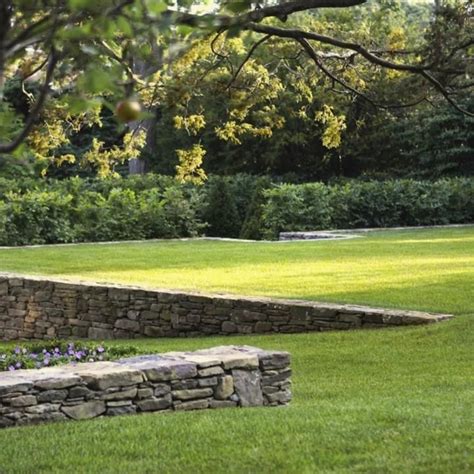 Walls And Lawn Stone Walls Garden Backyard Landscaping Landscape Design